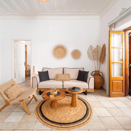 Villa Antonis Chalki Town Ngoại thất bức ảnh