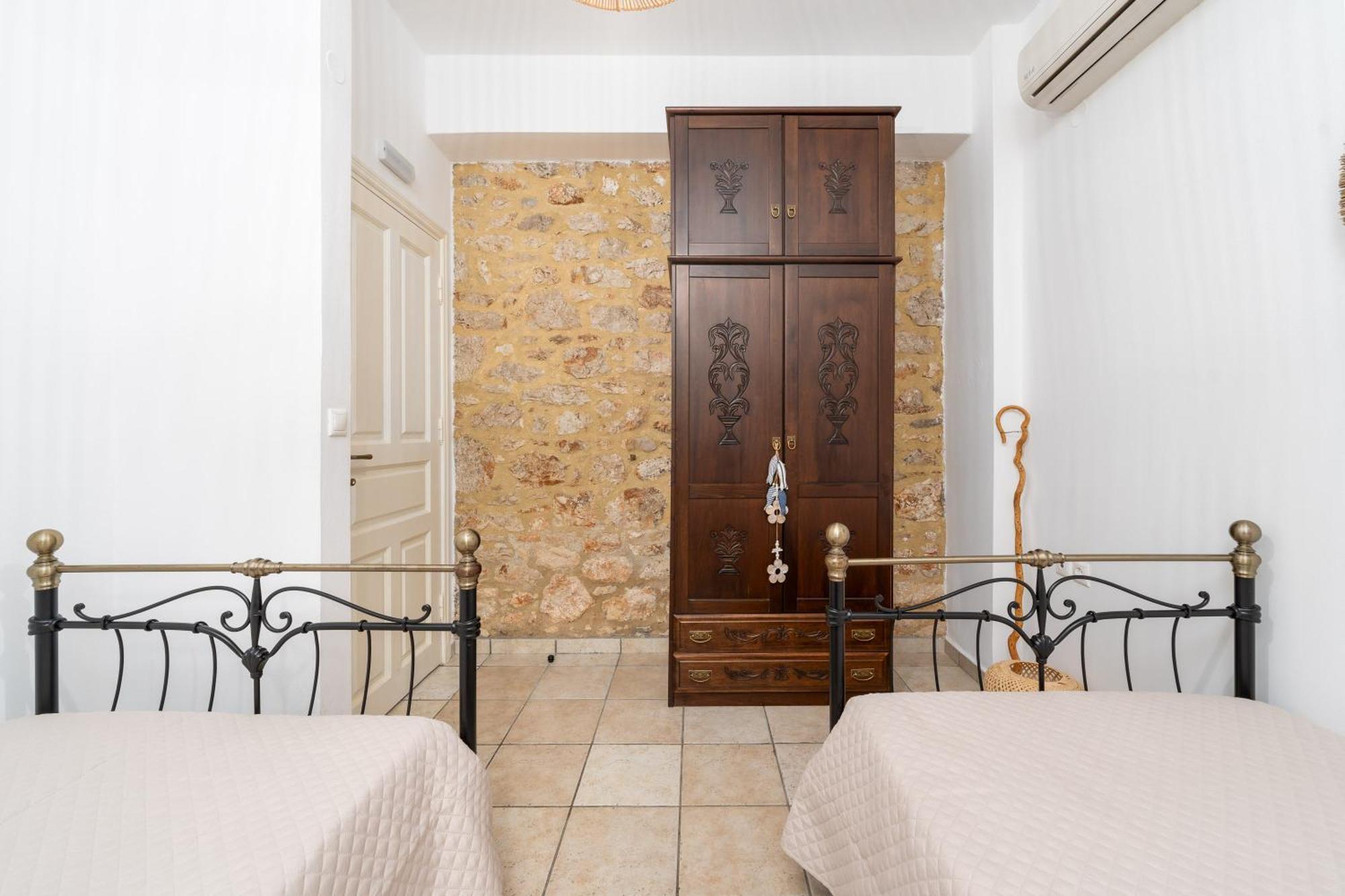 Villa Antonis Chalki Town Ngoại thất bức ảnh